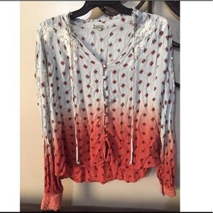 Gimmicks by BKE shirt small